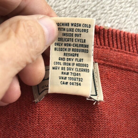 L.L.Bean Mens Sweater Size XL Pullover Classic V-Neck Cashmere Blend Red Casual - Picture 6 of 12